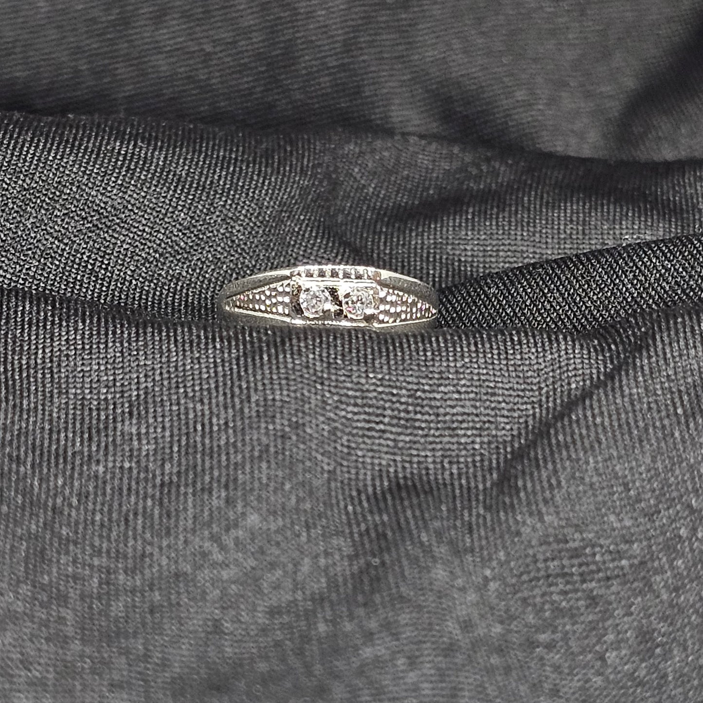 Dainty Silver Twin Stone Ring – Size 5, 2g Elegant Sparkle