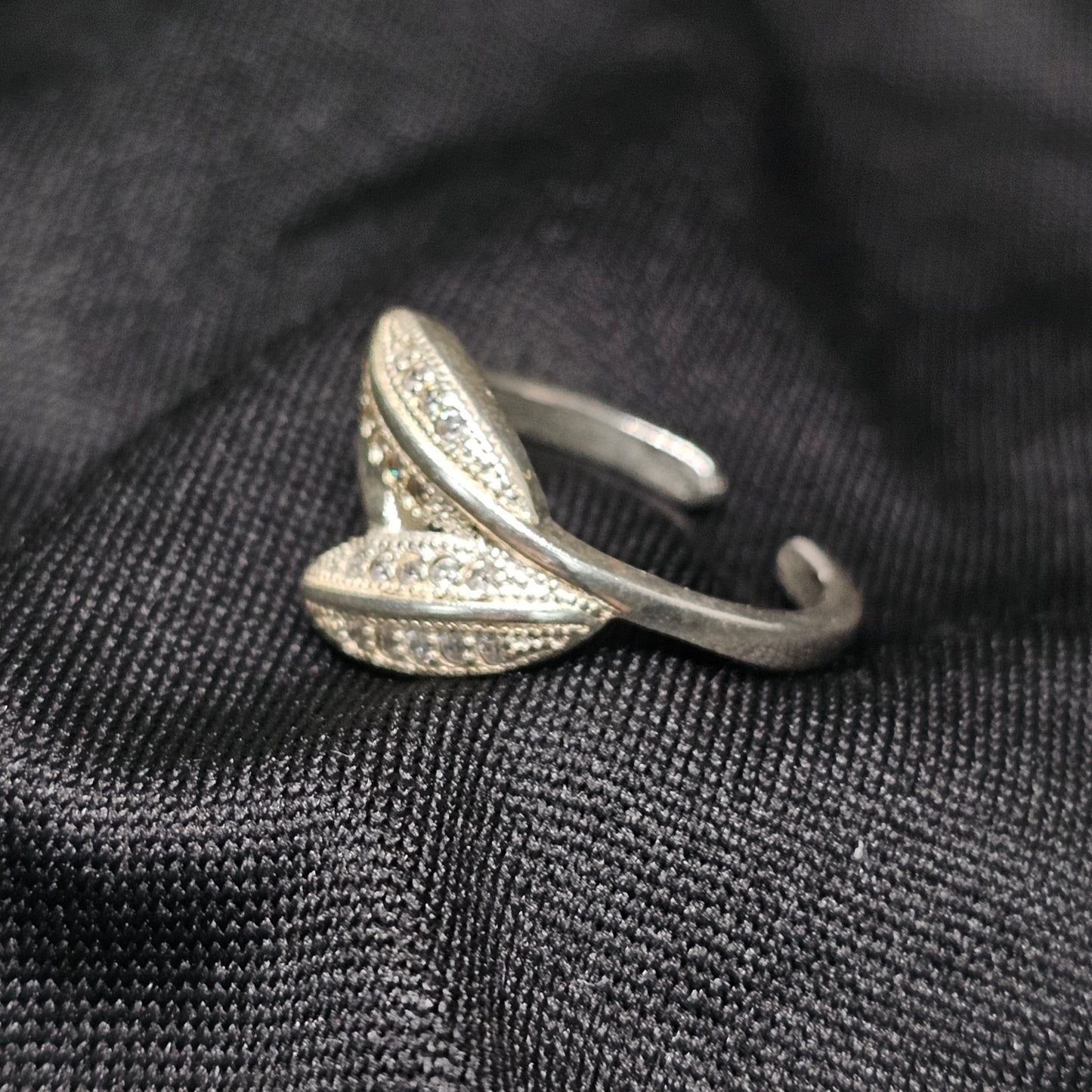 Elegant Leaf CZ Ring for Women, Size 5, 2.5g Nature-Inspired