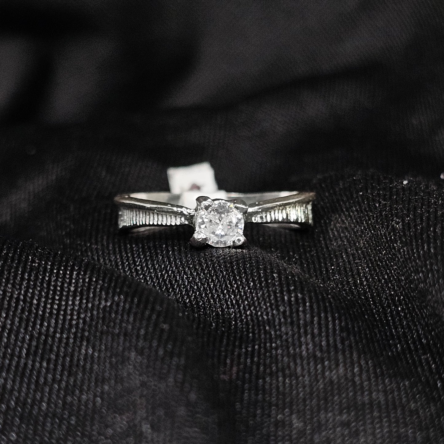 Classic Solitaire CZ Ring, Sizes 5.5 to 9, Silver 2.5g Elegant Fit