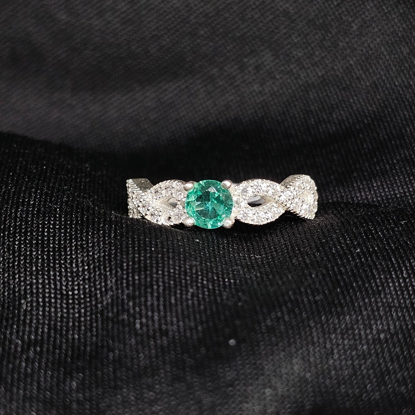 Emerald Infinity Ring – Size 6.5, 2.5g, Silver with CZ Accents