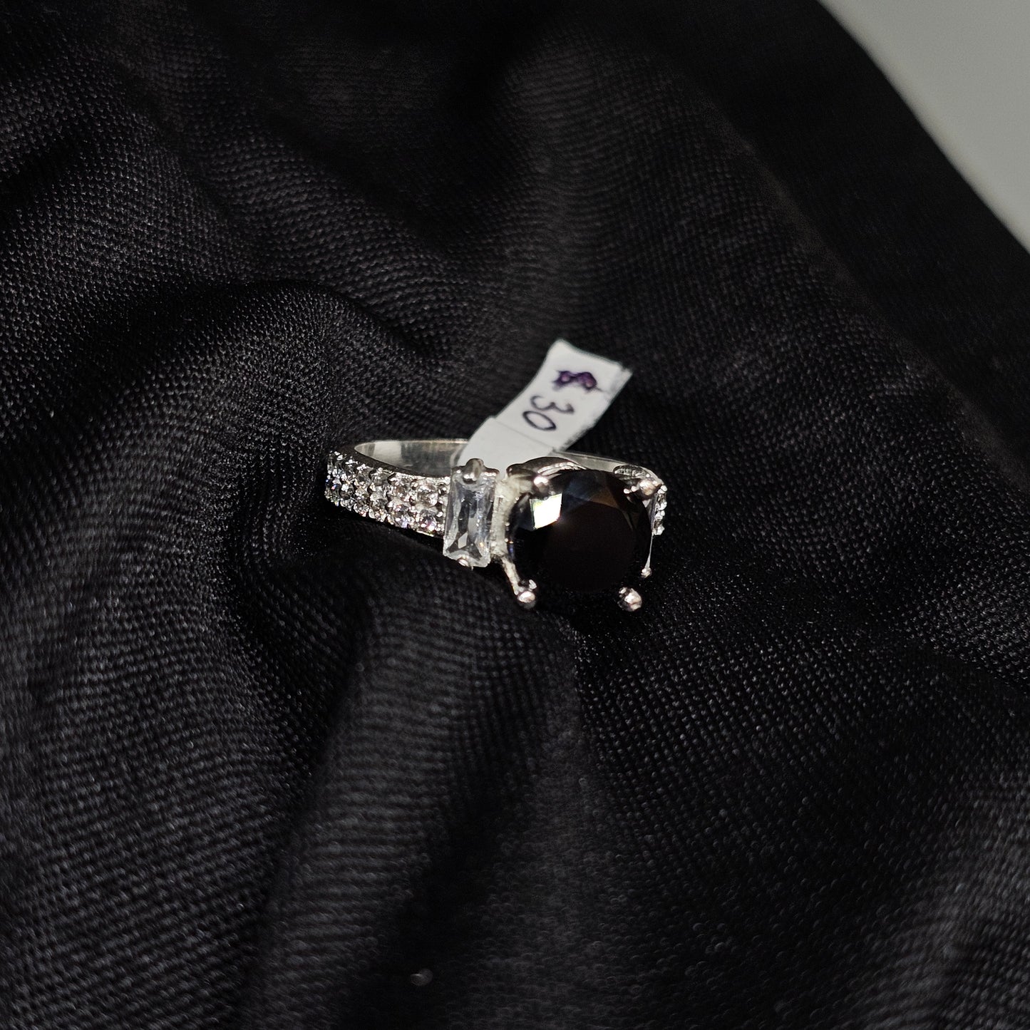 Elegant Black Stone Ring – Silver Tone, Size 7, Sparkling Band