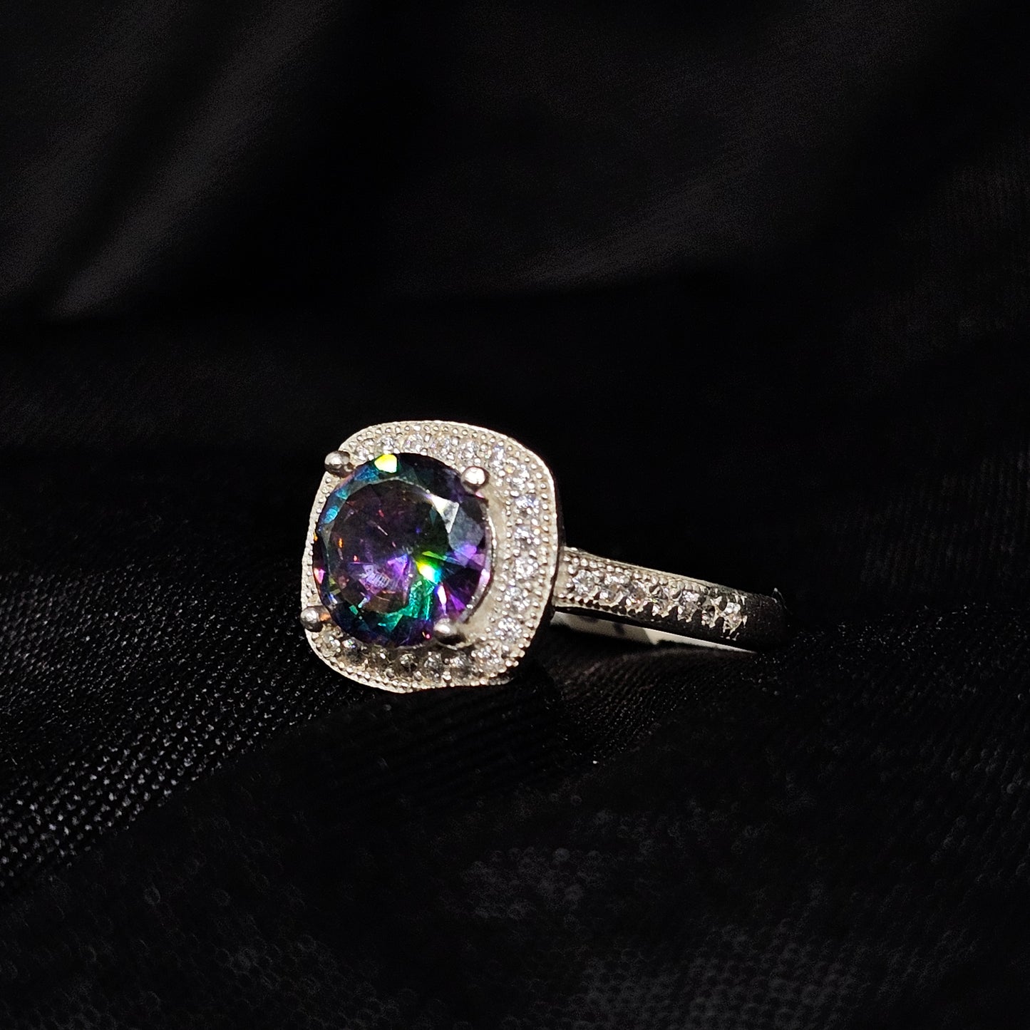 925 Silver Mystic CZ Halo Ring – Size 7.5 Color Shift Sparkle