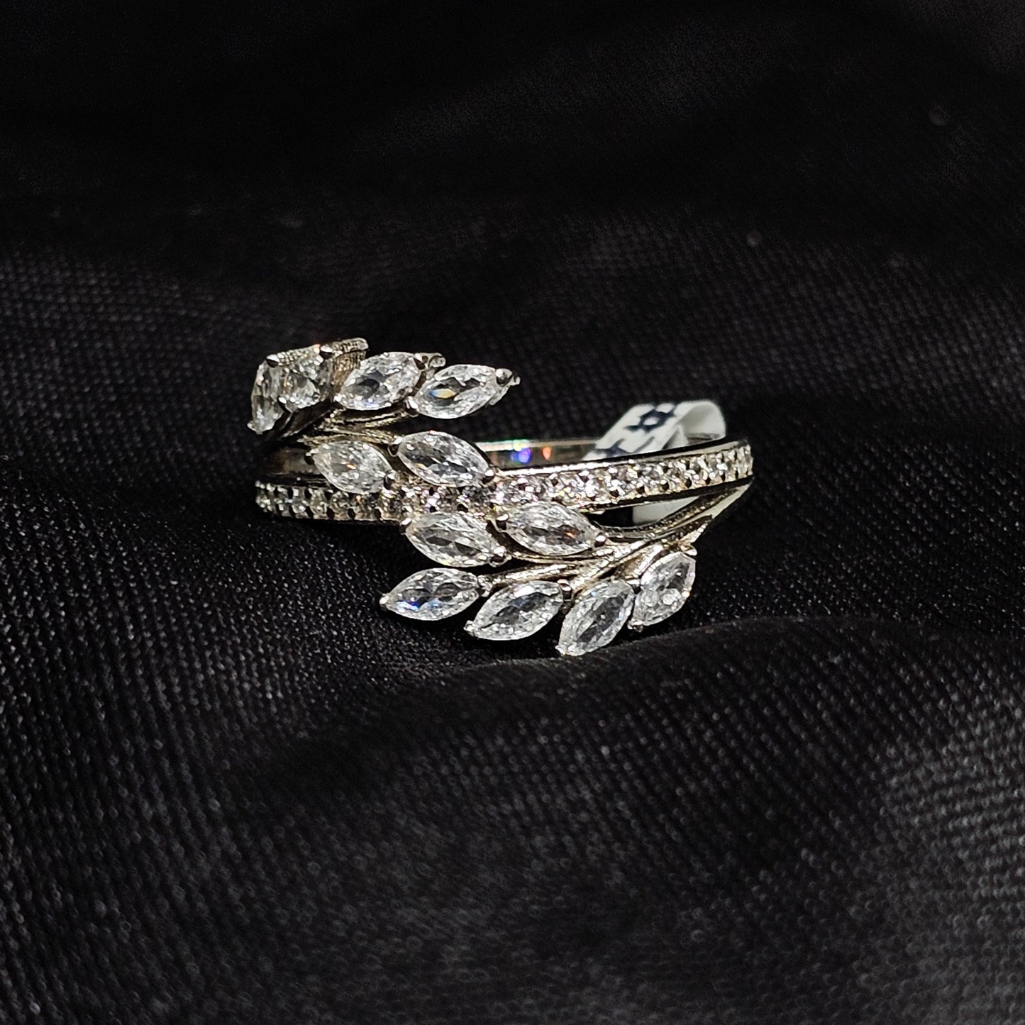 925 Silver CZ Leaf Wrap Ring – Size 7.5 Elegant Nature Design