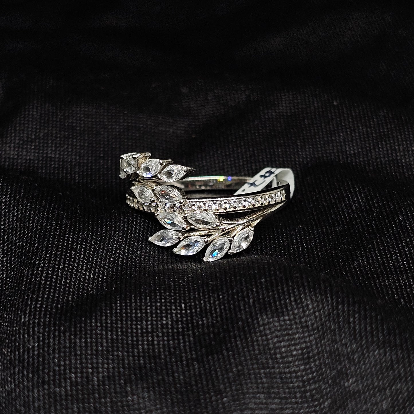 925 Silver CZ Leaf Wrap Ring – Size 7.5 Elegant Nature Design