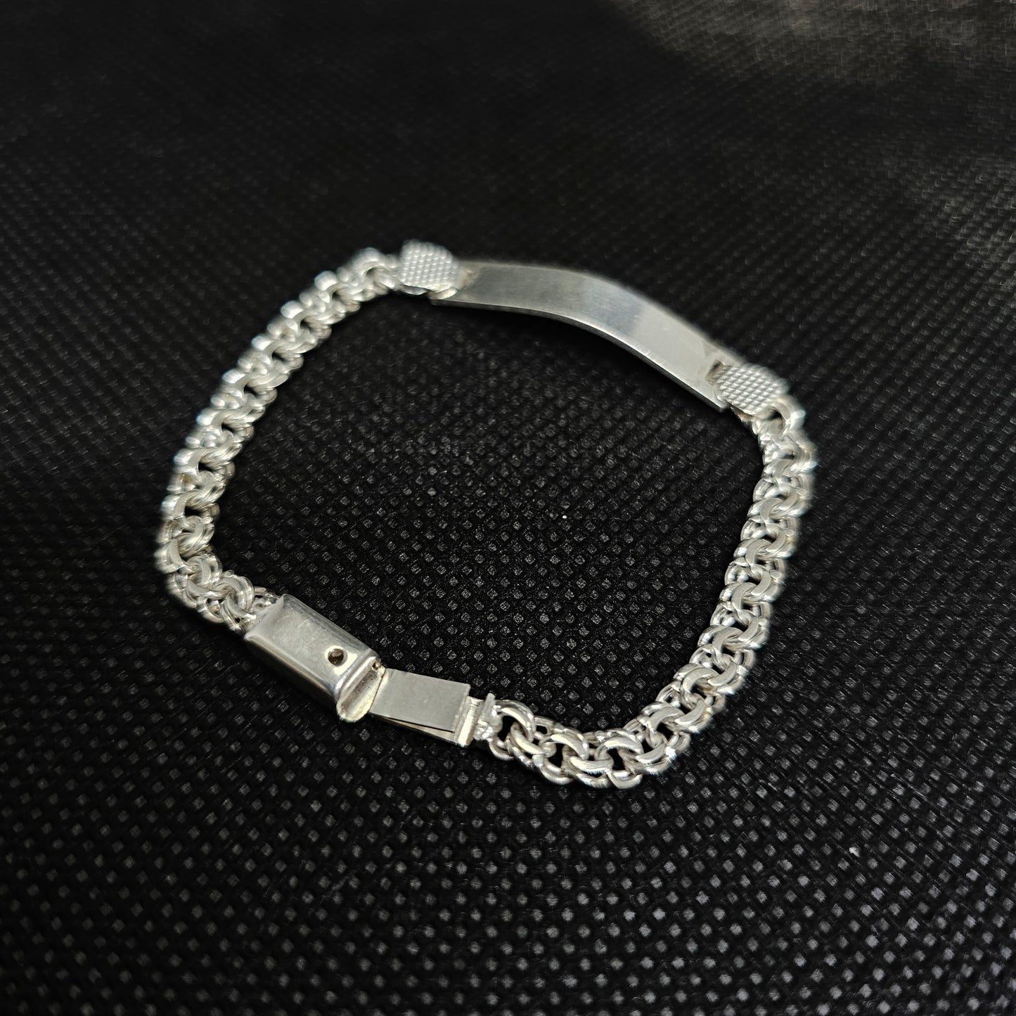 Kids Twisted Curb ID Bracelet in Silver with Polished Plate