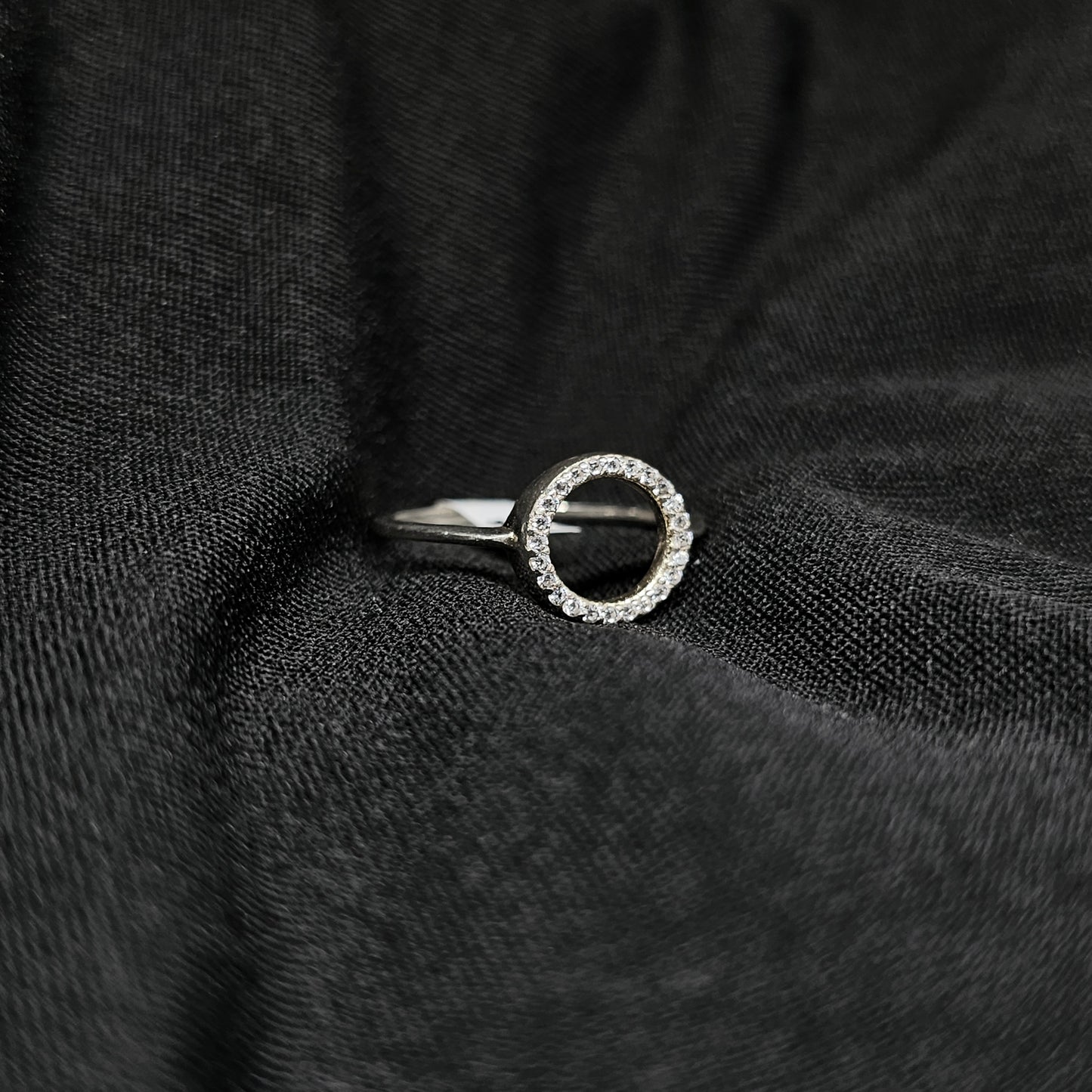 Sterling Silver Circle Ring with Cubic Zirconia – Size 6