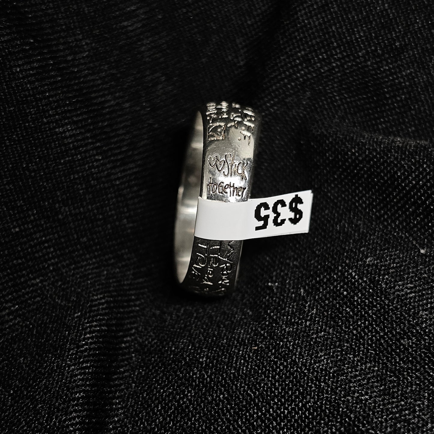 Engraved “Friends” Heart Ring in Silver Tone – Size 6.5