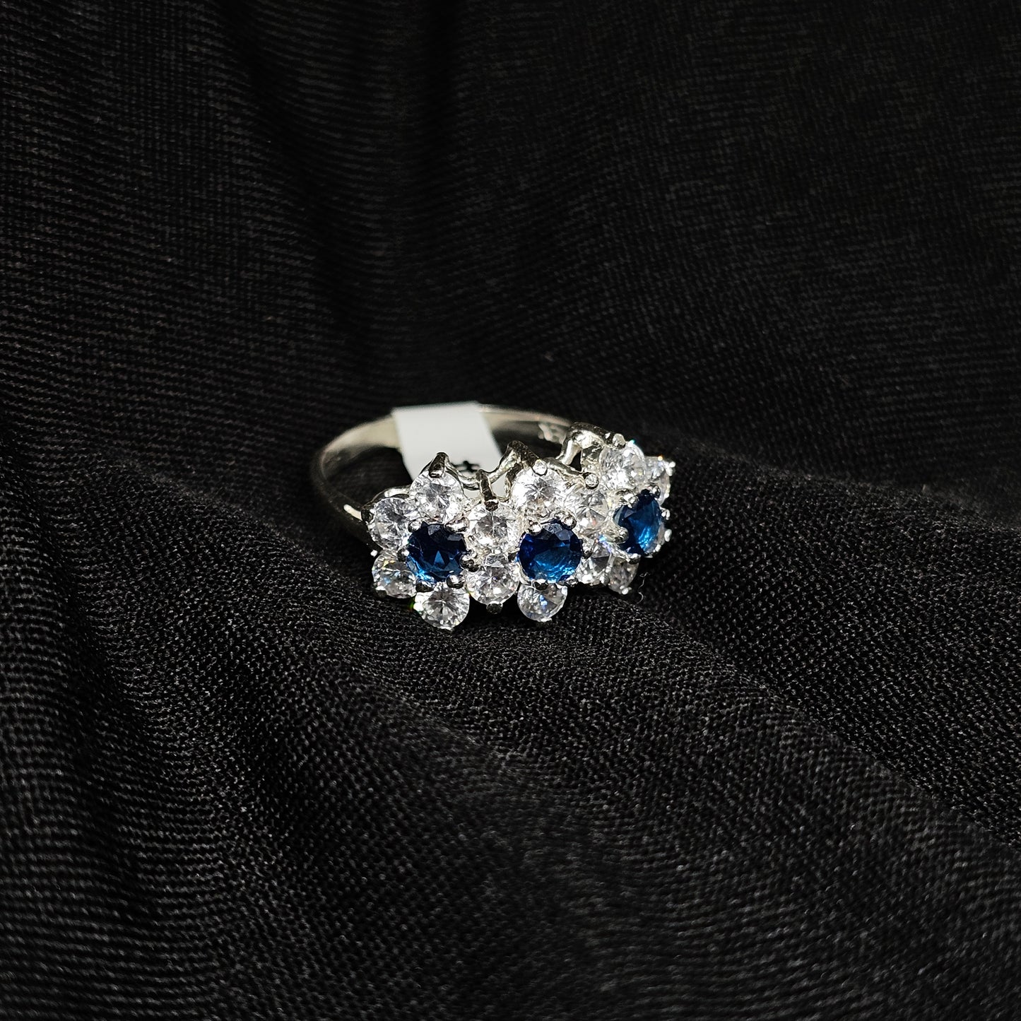 925 Silver Blue & White CZ Flower Ring – Size 7 Elegant Band