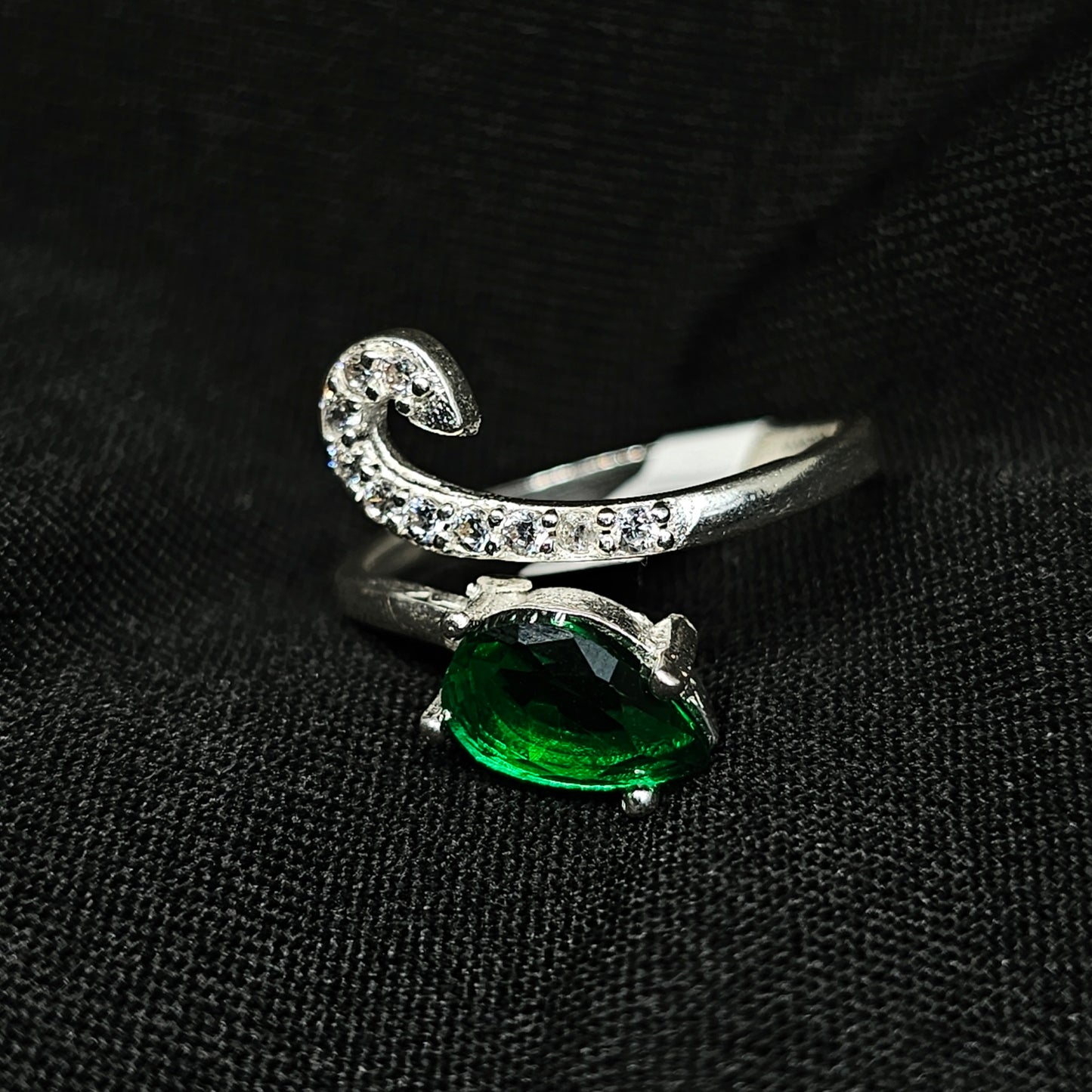 925 Silver Snake Ring with Green CZ – Size 7.5 Unique Design