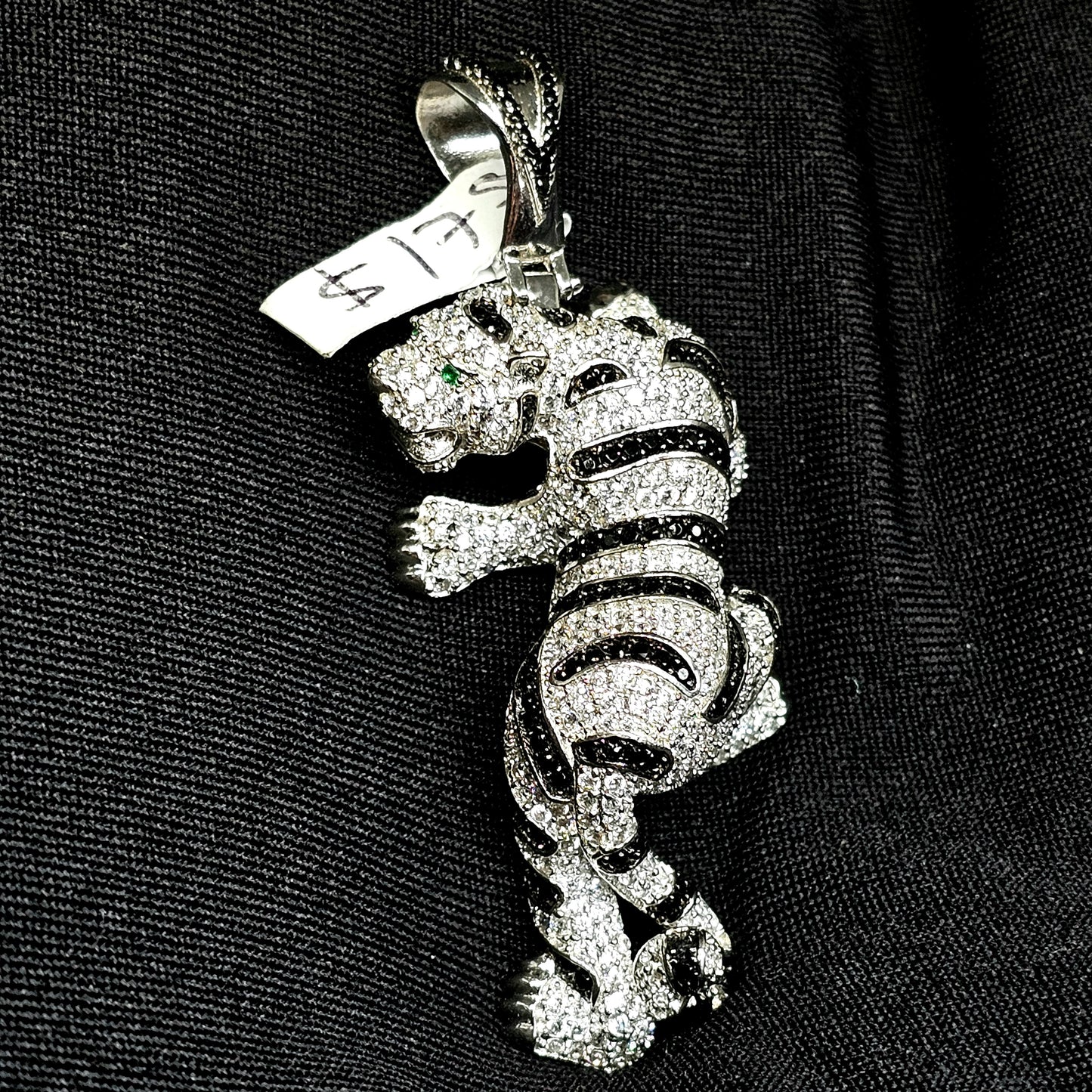Tiger Pendant – Bold Animal Jewelry for Men & Women