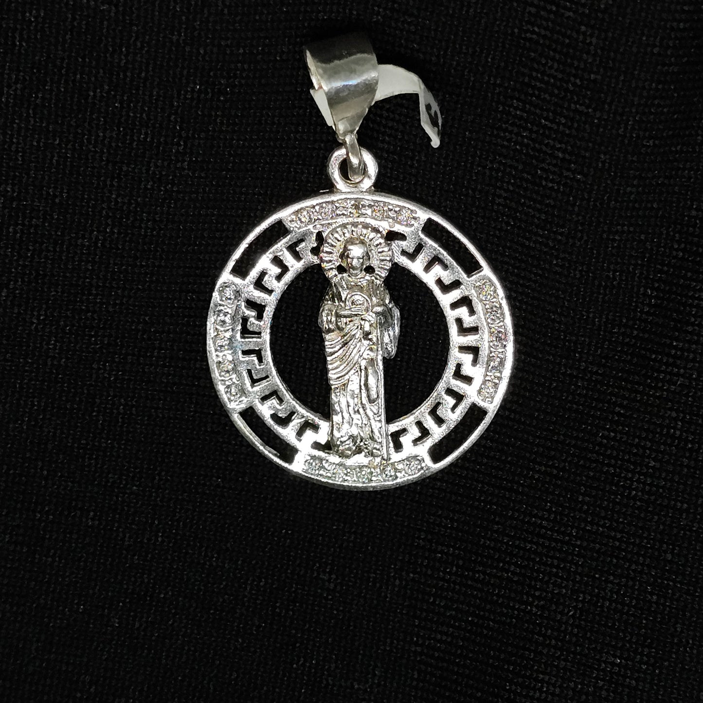 San Judas Round Pendant – Gold Religious Necklace
