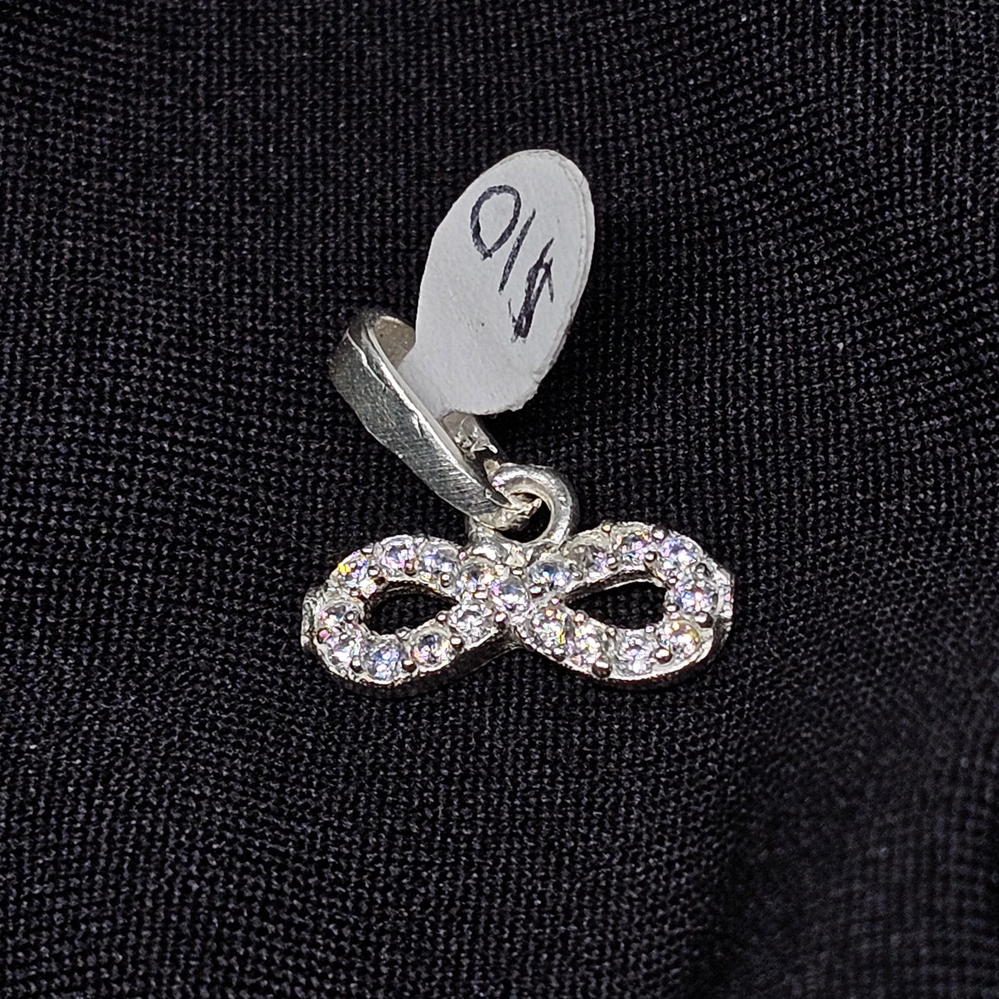 Infinity Symbol Pendant with Clear Stones – Delicate Sparkling Charm (1g)