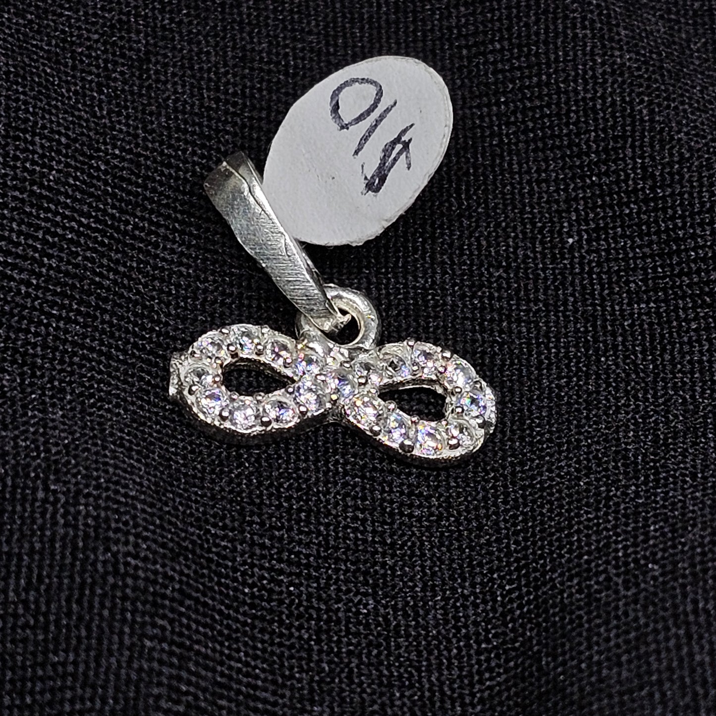 Infinity Symbol Pendant with Clear Stones – Delicate Sparkling Charm (1g)