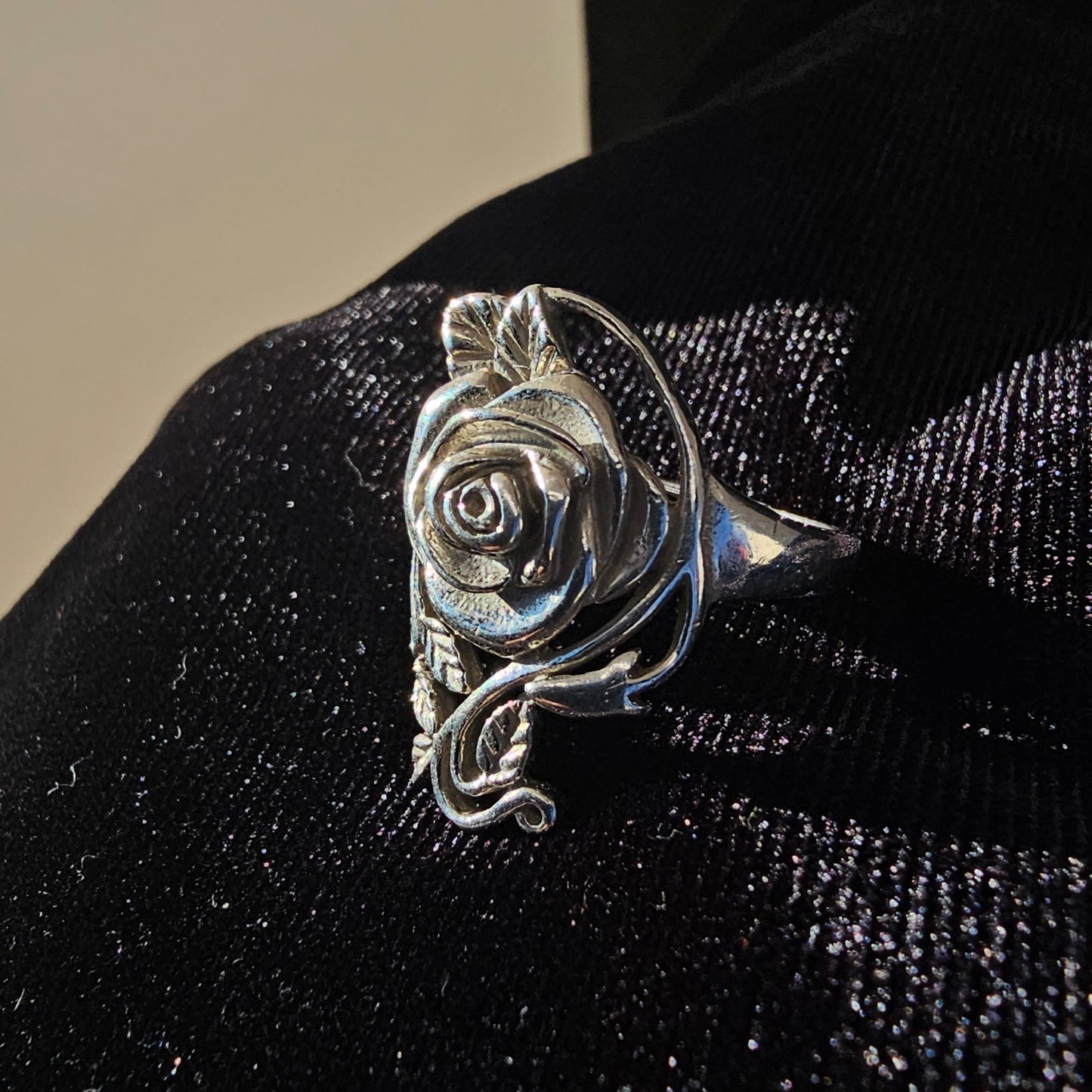 Engraved Rose Sterling Silver Women's Ring