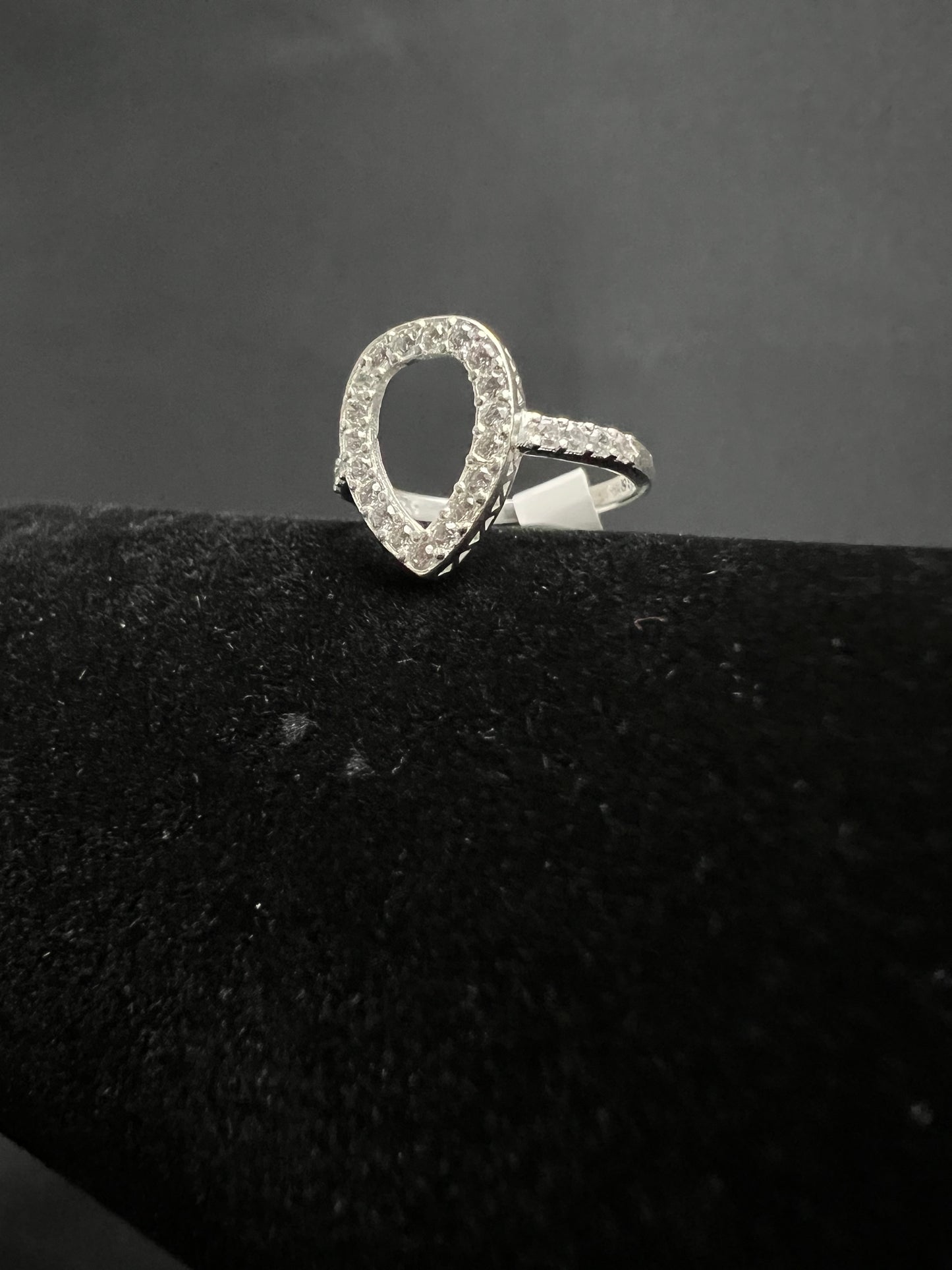 Teardrop Outline Ring .925 Sterling Silver