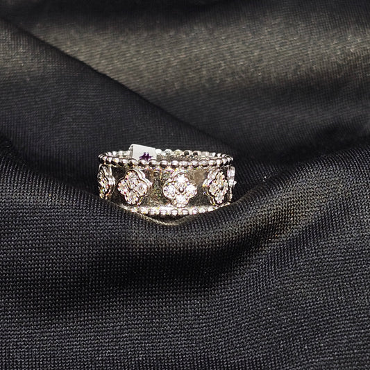 Ornate Silver Ring with Floral CZ Detailing – Size 10, 6.5g