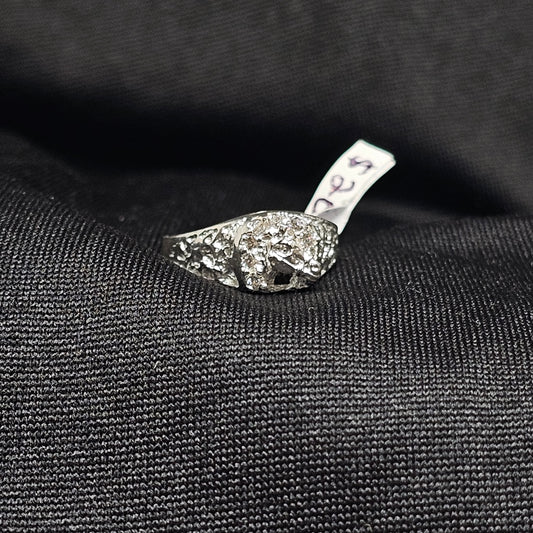 Silver Iced-Out Lion Ring with CZ Stones – Size 4, 2g