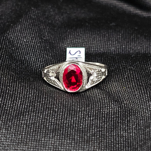 Eagle Engraved Silver Ring with Red Gemstone – Size 4.5, 2g Bold