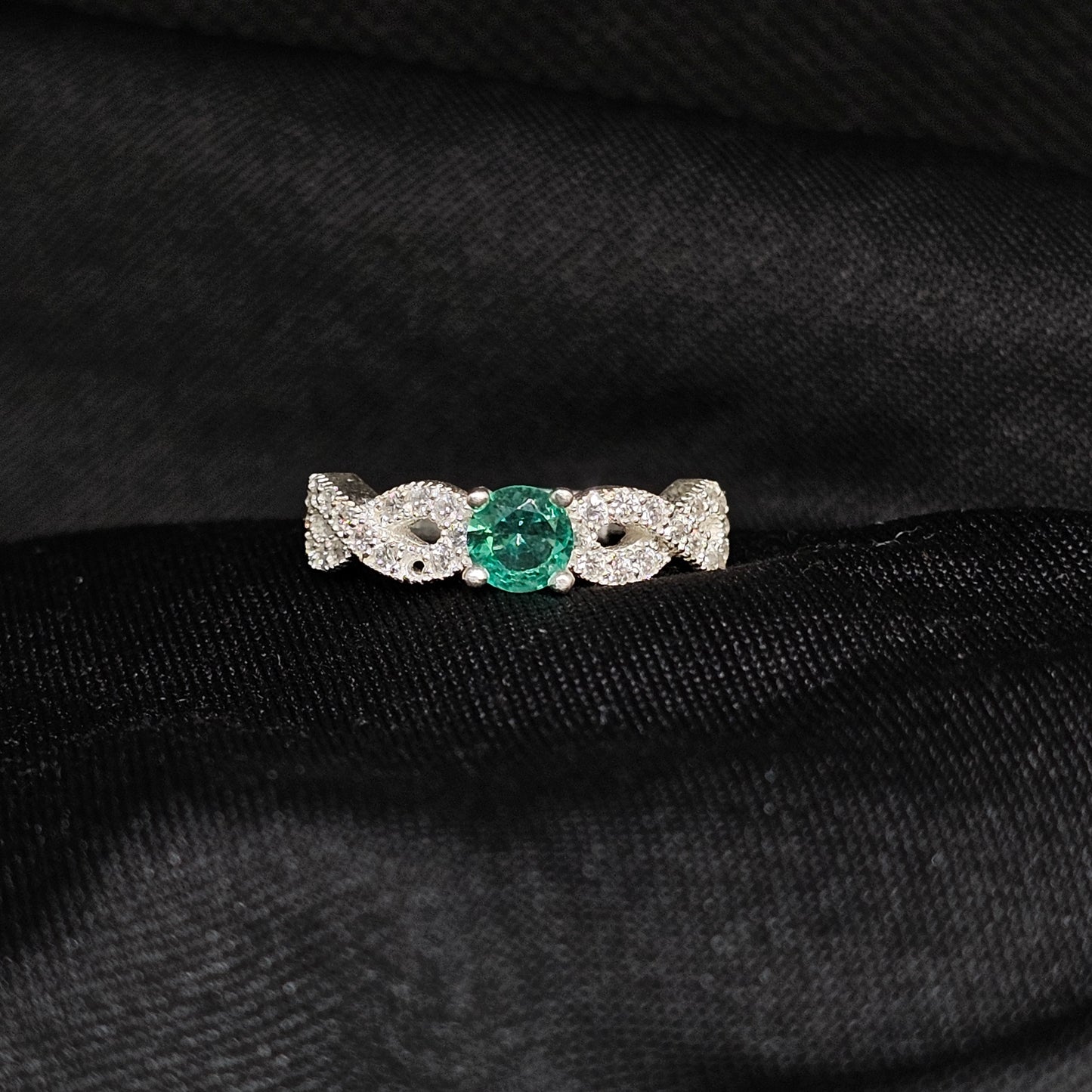 Emerald Infinity Ring – Size 6.5, 2.5g, Silver with CZ Accents