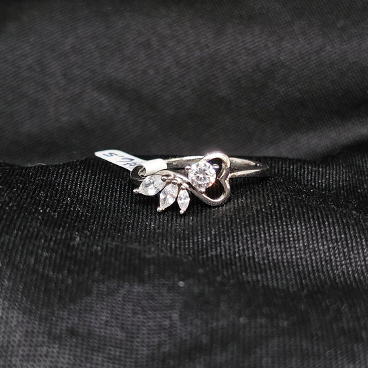 Delicate Leaf and Heart Crystal Ring in Silver – Size 6.5
