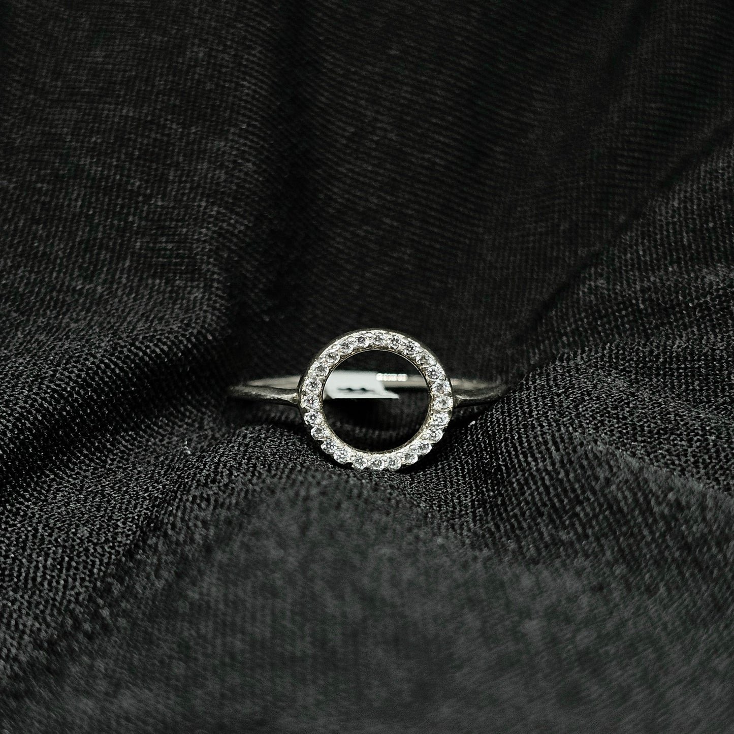 Sterling Silver Circle Ring with Cubic Zirconia – Size 6