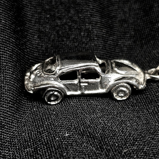 3D Car Pendant Necklace – Automotive Jewelry for Car Lovers