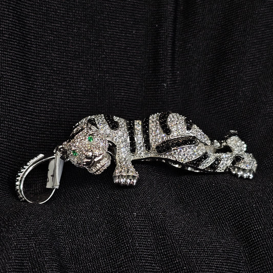 Tiger Pendant – Bold Animal Jewelry for Men & Women