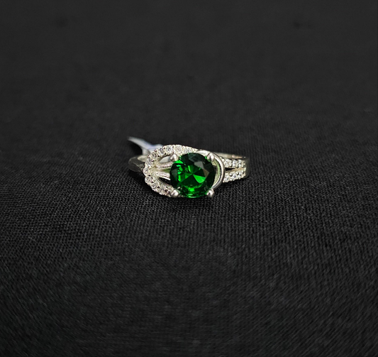 Emerald Green Ring 925 Sterling Silver