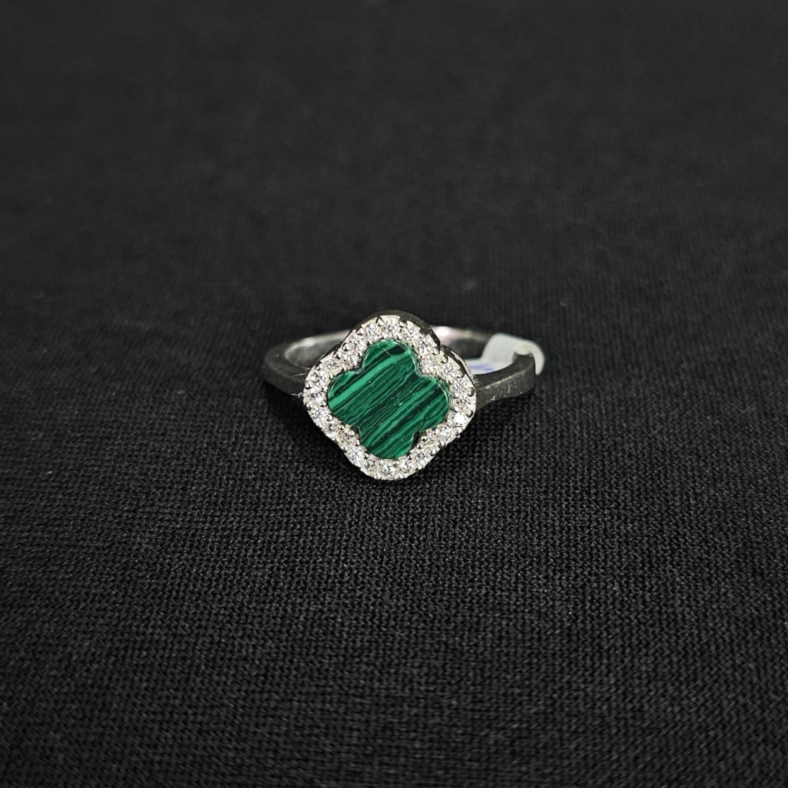 Emerald Green Clover Ring 925 Sterling Silver